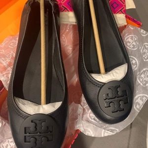 SOLDBRAND New In Box : Tory Burch Minnie Travel  Ballet Flats With Logo Size 7.5